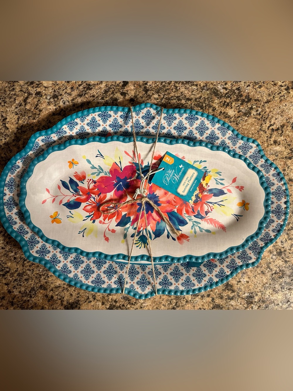 The Pioneer Woman 2 FRESH FLORAL Patterned Serving Trays